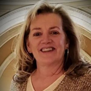 Meet your Posher, Delinda